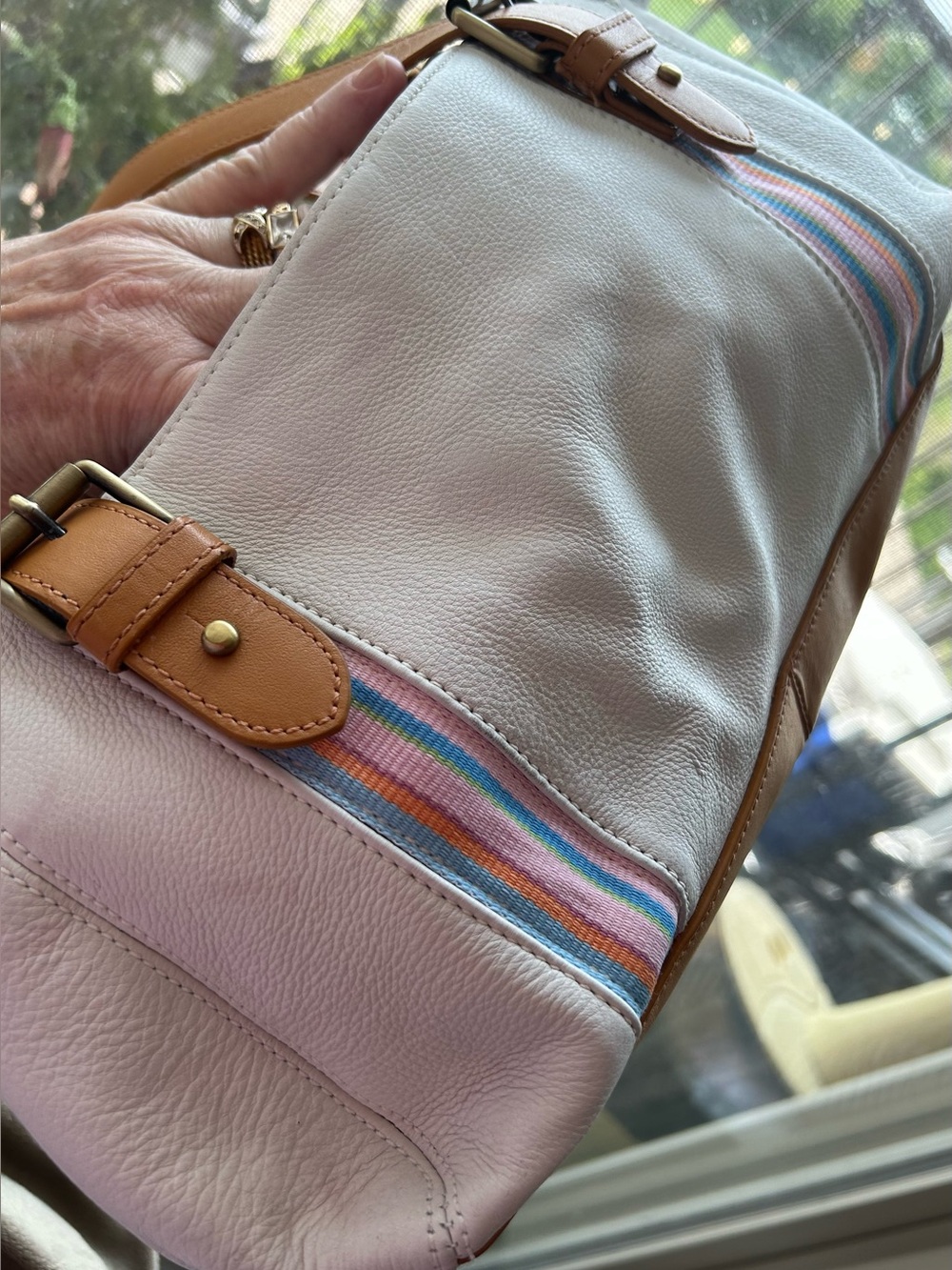 VINTAGE. FRANCO SARNO pebble White Shoulder bag 80s era NWOT Pastels too cute!!!